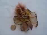 Broche brune fleur jaune n&deg;3