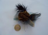 Broche fleur camel n&deg;7