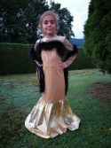 Robe 1900 dor&eacute;e fillette