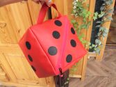 Sac d&eacute; rouge 23cm de c&ocirc;t&eacute;